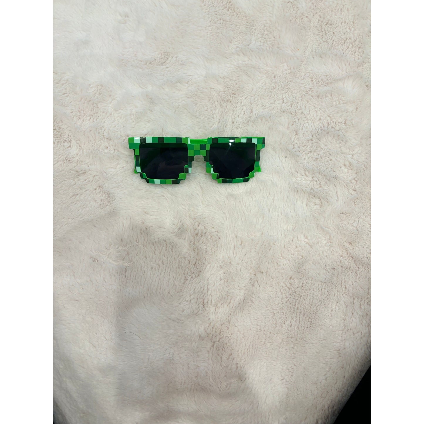 Ryan’s sunglasses kids- green