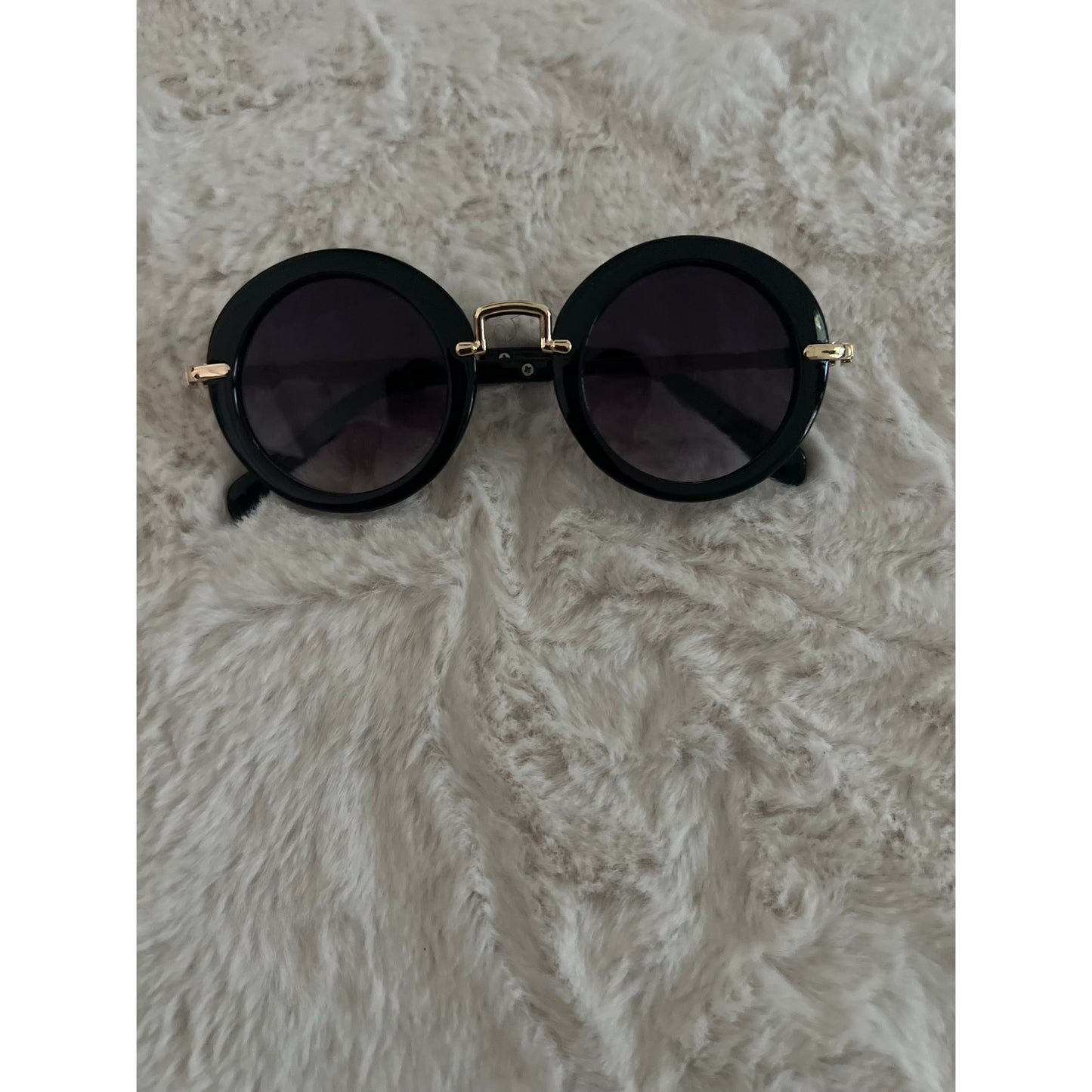 Mother’s approval sunglasses- Kids Black - London Glam Boutique